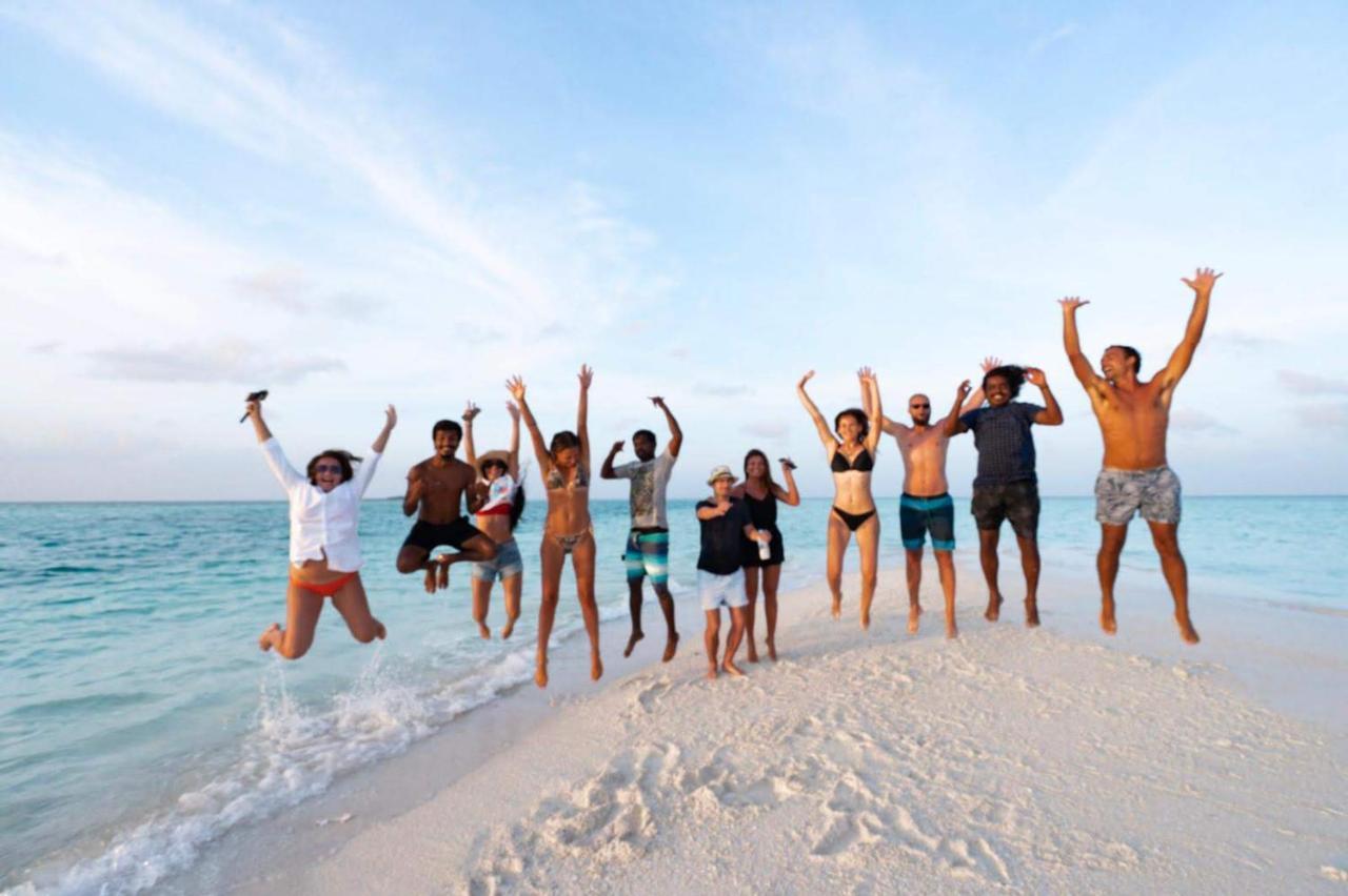 ホテル White Coral Rasdhoo エクステリア 写真